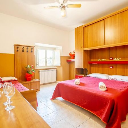 Booking Inn Rome Center Екстер'єр фото